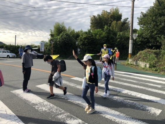 歩いて登校すれば...